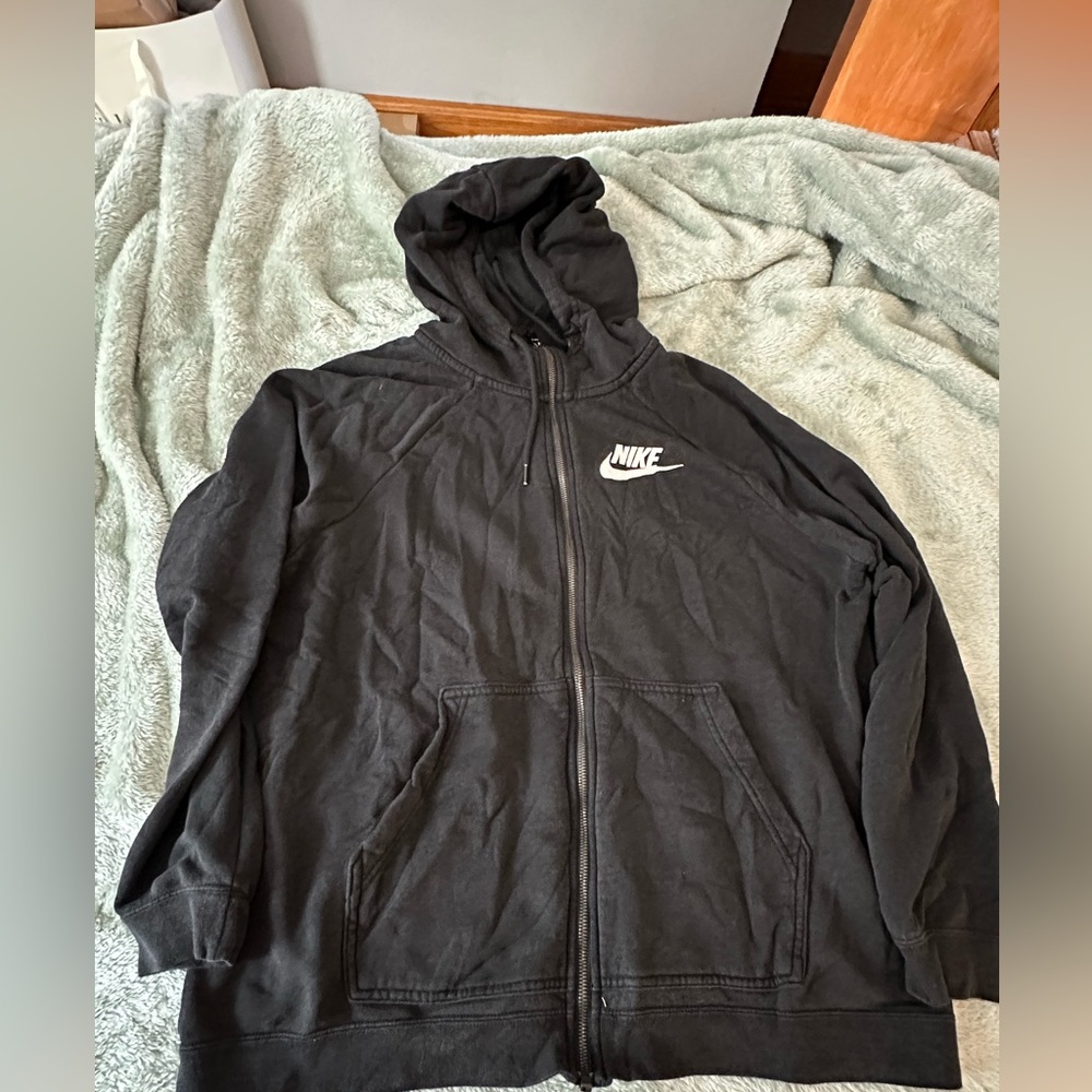 Nike Women's Black Full-Zip Hoodie